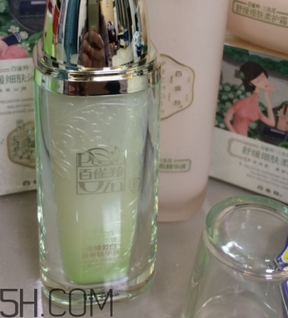百雀羚精華液怎么打開？百雀羚精華液怎么開蓋