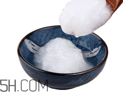 護發(fā)精油需要洗嗎？椰子油護發(fā)怎么用？