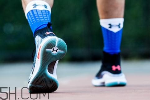 under armour curry 4實戰測評怎么樣？
