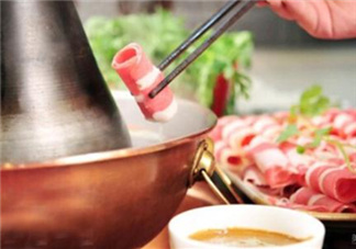 涮羊肉調(diào)料怎么調(diào)好吃？涮羊肉的麻醬怎么調(diào)？