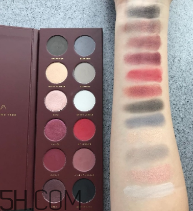 zoeva queens guard女王守衛限量眼影盤多少錢 zoeva是什么檔次
