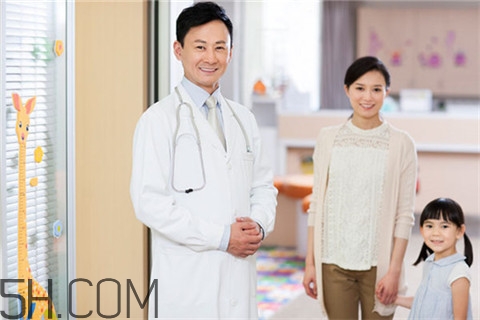 冠心病對眼睛有影響嗎？冠心病有生命危險嗎？