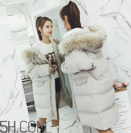 羽絨服可以暴曬嗎？羽絨服曬掉色了怎么辦？