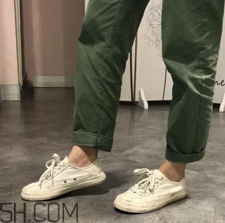 帆布鞋鞋底發(fā)黃怎么辦？帆布鞋鞋底怎么洗白？