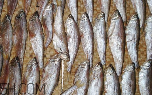 咸魚什么人不能吃？怎樣去除咸魚的咸