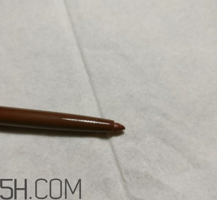 稚優泉眼線膠筆好用嗎？稚優泉眼線膠筆和眼線液筆哪個好