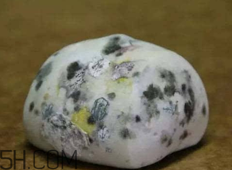 饅頭發霉了還能吃嗎 饅頭皮發霉還能吃嗎