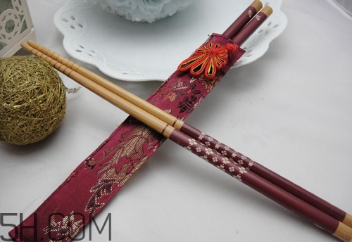筷子用什么材質最好？多久換一次筷子？