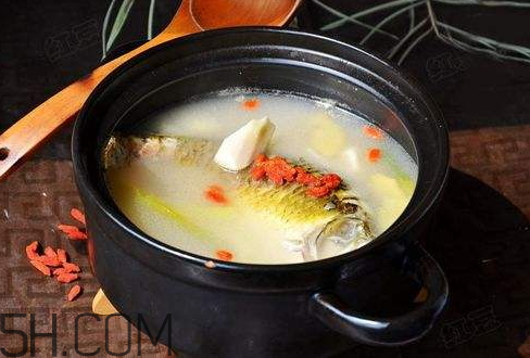 鯽魚湯發苦孕婦能喝嗎 鯽魚湯發苦能喝嗎