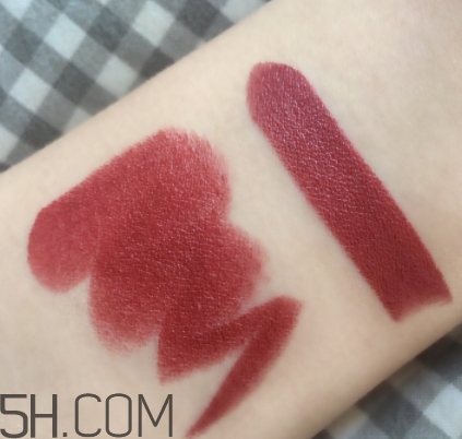 nars mona是啞光嗎？nars mona干不干？