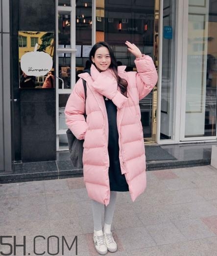 粉色棉服怎么搭配？粉色棉衣搭配圖片