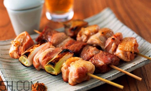 常吃烤肉有什么危害？吃烤肉應該注意什么？