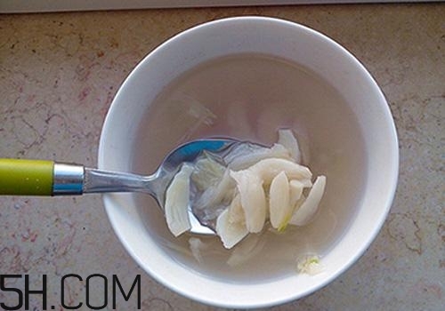 大蒜泡冰糖怎么做？大蒜泡冰糖真的能治腎虛嗎？