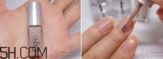 什么牌子指甲油好用？2018清新美甲圖片最新款
