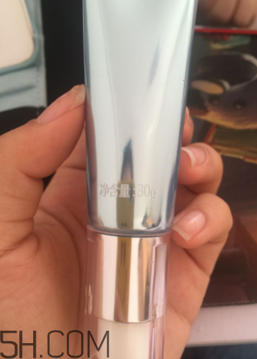 京潤珍珠妝前乳怎么樣？京潤珍珠妝前乳好用嗎？