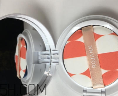 rojank茹妝這個牌子怎么樣？茹妝化妝品好用嗎？
