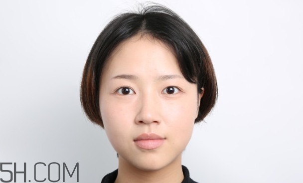 怎樣化妝遮黑眼圈眼袋 化了妝還這么喪？