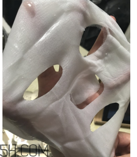 歐詩漫水光塑顏面膜什么作用？敷完要不要洗？