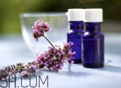 紫藥水可以擦舌頭嗎？紫藥水可以擦臉上嗎？