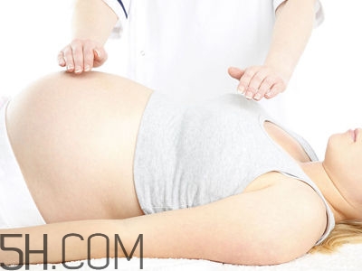 哪些因素決定女性生產困難？女性生產困難是什么造成的？