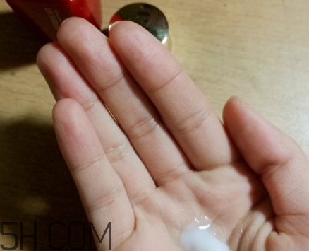 avenir艾文莉是什么牌子？高絲艾文莉和雪肌精哪個好？