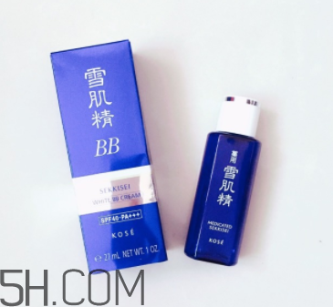 雪肌精化妝水適合干皮嗎？適合痘肌嗎？