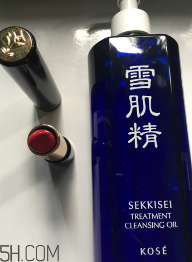雪肌精卸妝油可以卸眼妝嗎？雪肌精卸妝油乳化快嗎？