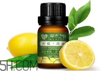 檸檬精油的功效有哪些？檸檬精油有什么功效？