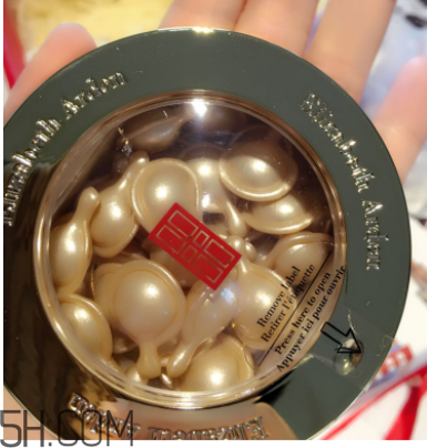 伊麗莎白雅頓精華膠囊適合什么季節用？