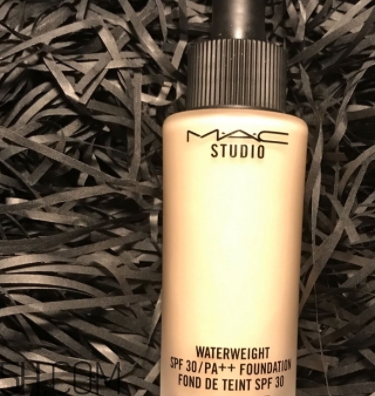 mac魅可和玫珂菲哪個好？mac魅可和make up for eve對比