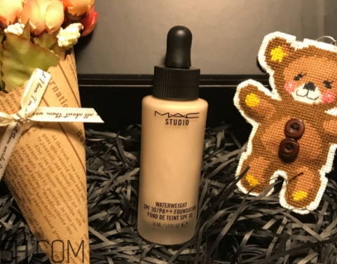 mac魅可和玫珂菲哪個好？mac魅可和make up for eve對比