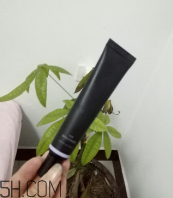 阿芙精油妝前乳色號有哪些？哪個(gè)色號能遮痘印？