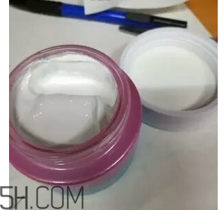 植美村素顏霜好用嗎？含有害成分嗎？