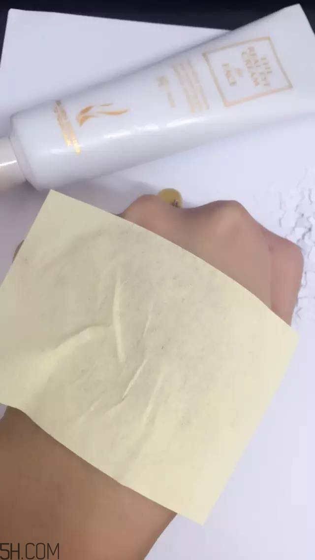 眼霜需要早晚都用嗎？ahc第五代眼霜效果怎么樣？