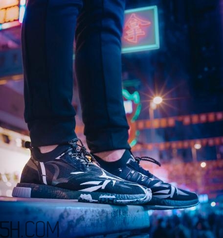 juice與adidas nmd racer聯名黑荊棘多少錢_在哪買？