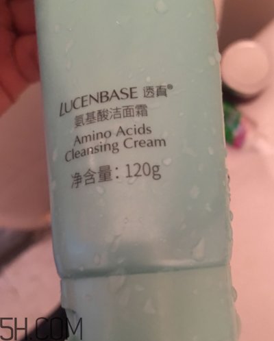 透真氨基酸潔面霜過敏嗎？透真氨基酸潔面霜適合敏感肌嗎？