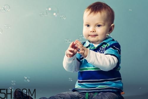 嬰幼兒各項能力發育都在什么時候？3大發育指標