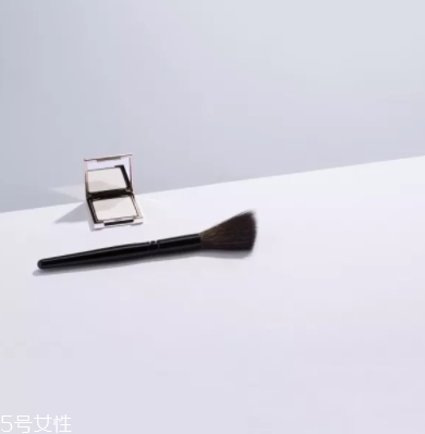 高光刷哪個牌子好？好用到哭的高光刷