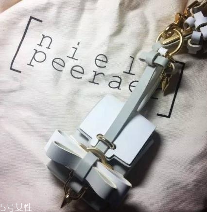 niels peeraer包包多少錢？滿足你所有的少女情節