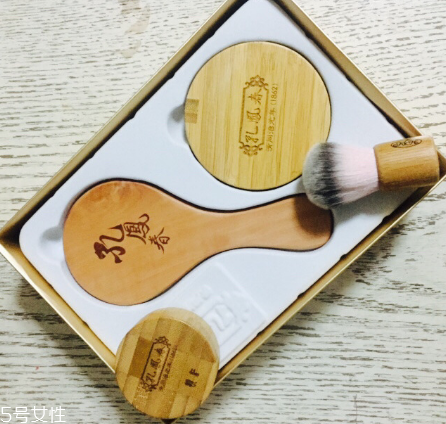 孔鳳春彩妝有哪些好用？國貨經典