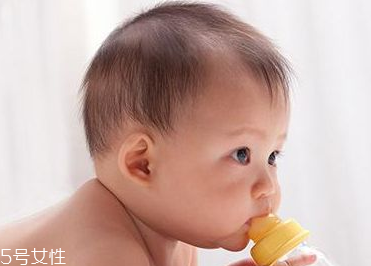 斷奶會有哪些易踩誤區？不要排空乳房