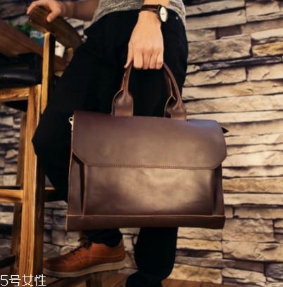 瘋馬皮是什么皮？50年都用不爛的皮革材質