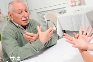 癲癇發作時怎么辦？讓他安靜地做一個抽搐的患者