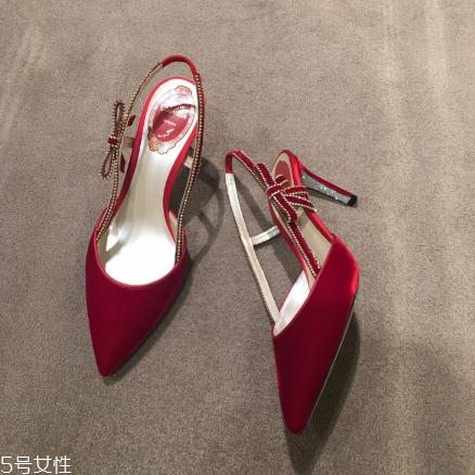 rene caovilla是什么牌子？足尖的奢華藝術品
