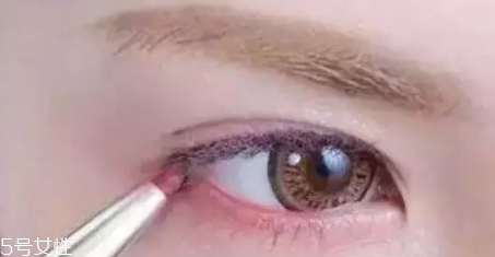 兔子腮紅怎么畫才可愛(ài)？中年少女必備腮紅畫技