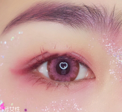 兔子腮紅怎么畫才可愛(ài)？中年少女必備腮紅畫技