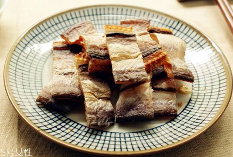 鰻魚干可以直接吃嗎 清蒸鰻魚干更營養