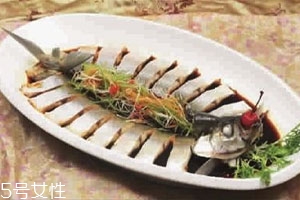 青魚可以清蒸嗎 清蒸青魚好吃營養