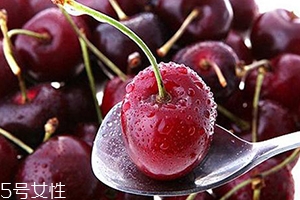 吃車厘子流鼻血怎么回事？遇到這種情況應該這么做