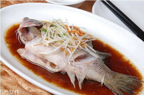 青魚可以清蒸嗎 清蒸青魚好吃營養